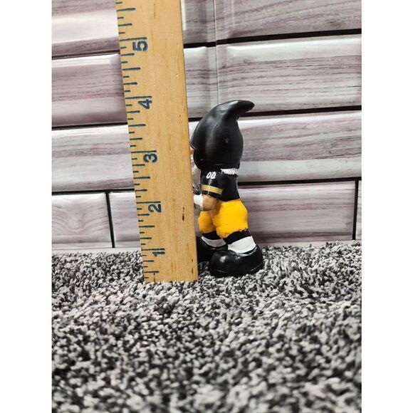 Pittsburgh Steelers Action Gnome  - Picture 7 of 7